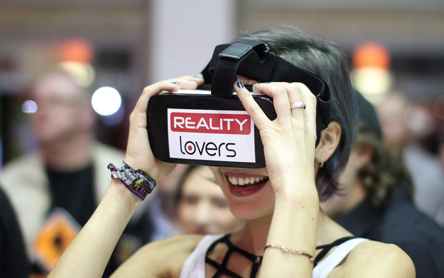 Virtual Reality Erotikfilme für Frauen von Reality Lovers