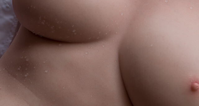 Sexpuppe kaufen mit Brüsten aus Silikon
