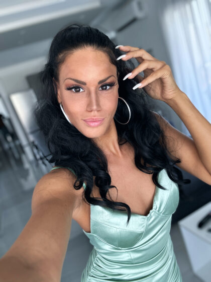 Christy Ley - Girl des Monats (April 2024) Christy Ley - Girl des Monats (April 2024)