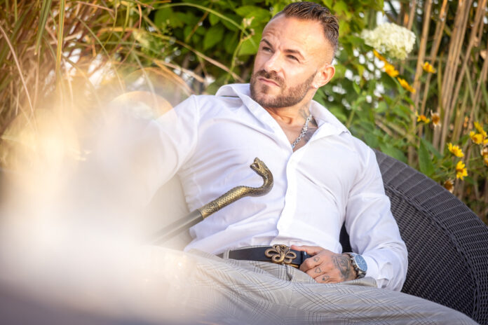 Snake-Dave im Interview: Die Schlange im Regenbogen der Lust Snake-Dave im Interview: Die Schlange im Regenbogen der Lust