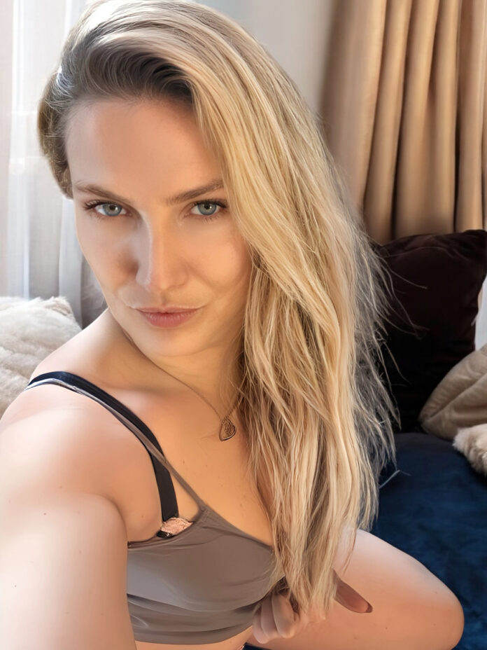 Julia Winter – GAN Girl des Monats (März 2025) Julia Winter – GAN Girl des Monats (März 2025)