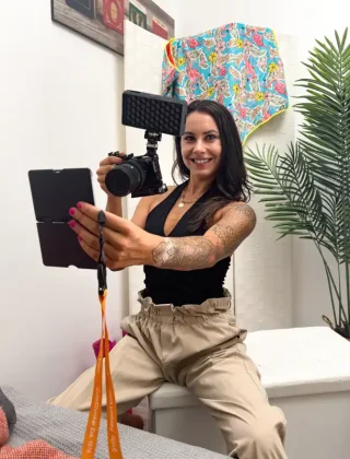 Jenny Stella filmt am Set – hinter den Kulissen von Girls in Private