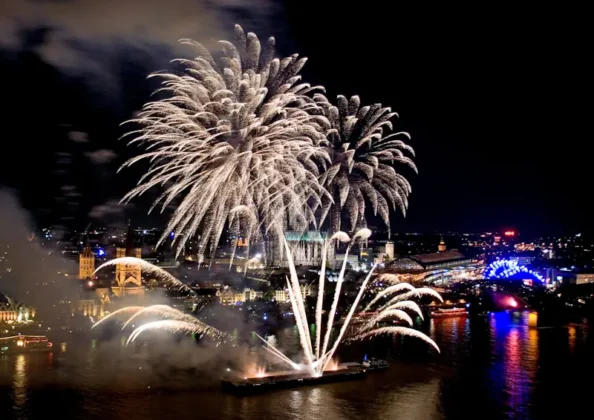 Independent Escort in Köln – Einordnung, Orientierung und Möglichkeiten Eventnacht in Köln am Rhein – lebendige Großstadt mit internationalem Flair